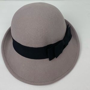 DISNEY Classic Vintage Style Fall Fedora Felt Hat Gray w/ Black Bow NWT